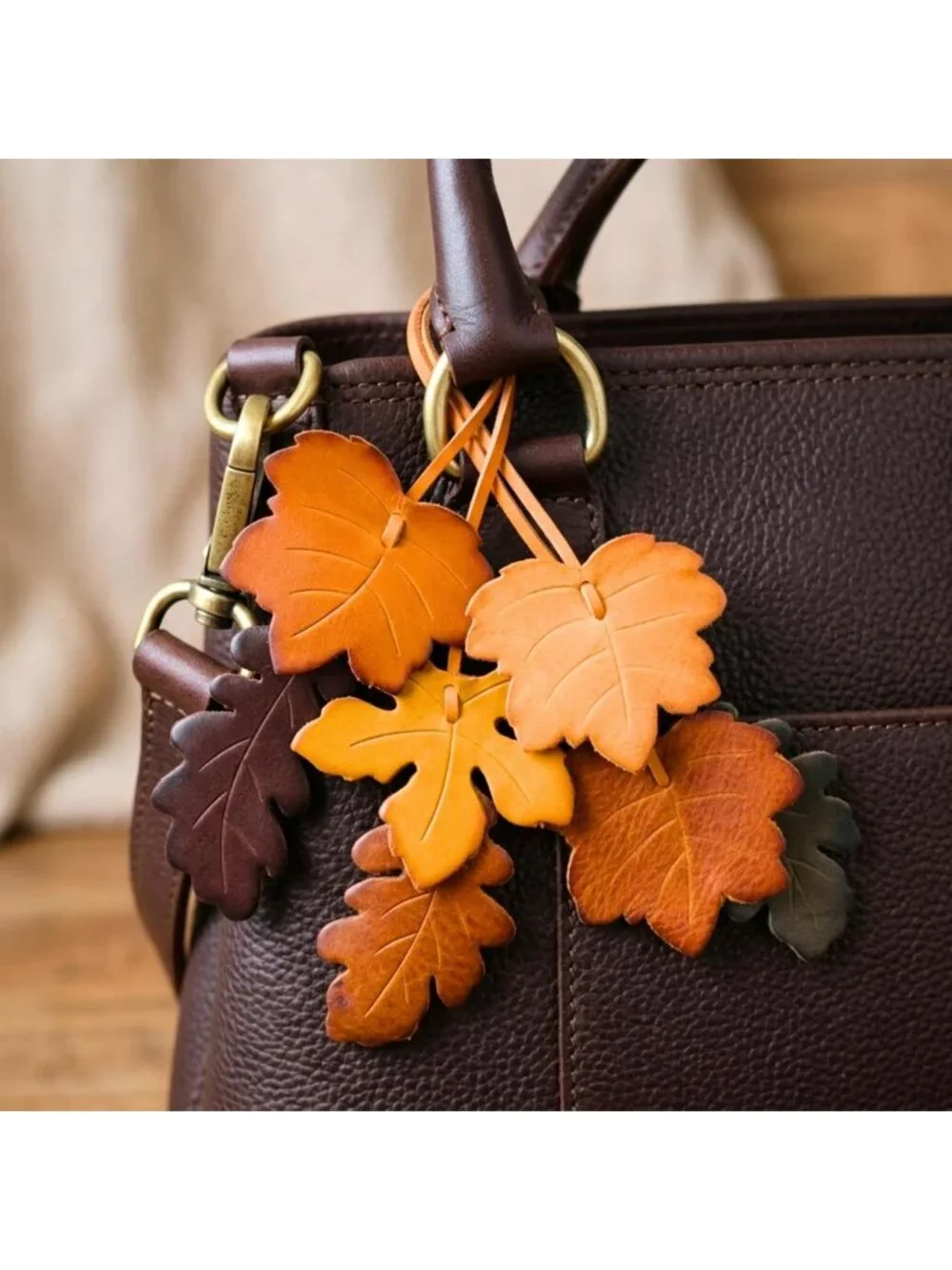 Stylish Genuine Leather Animal Keychain - Perfect Gift for Pet Lovers & Charm